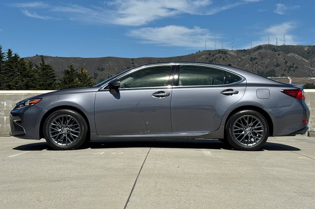 Used 2018 Lexus ES 350 Sedan