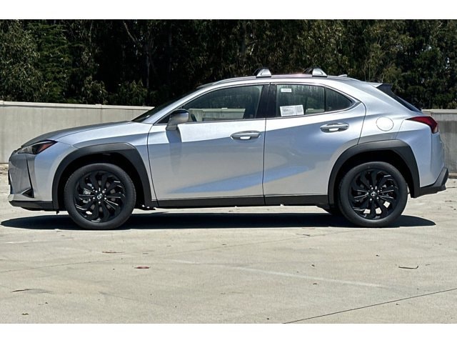 2026 Lexus UX Hybrid 300h - Photo 2