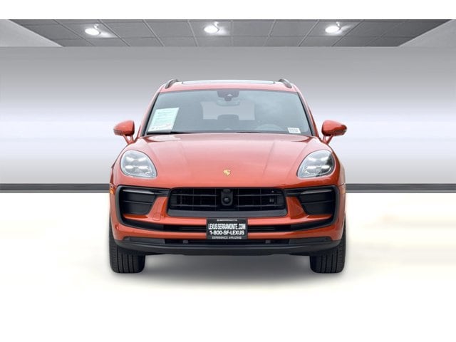 2024 Porsche Macan photo 4