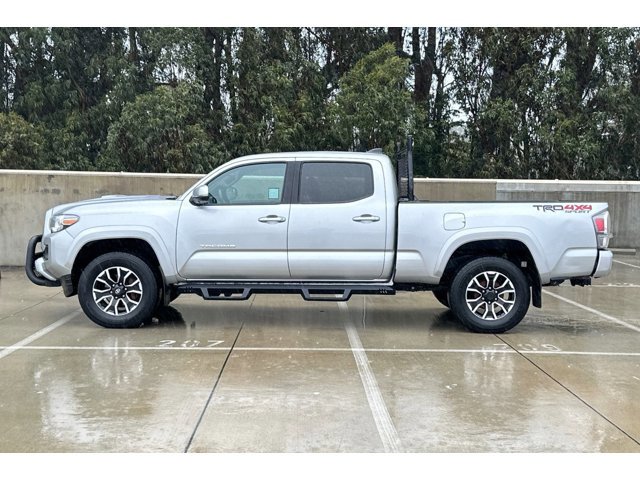 2023 Toyota Tacoma TRD Sport V6 photo 2