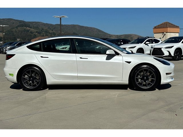 Model 3 Long Range Sedan
