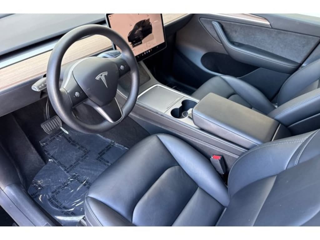Used 2024 Tesla Model Y Long Range SUV