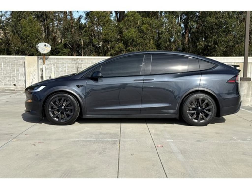 Used 2024 Tesla Model X Base SUV