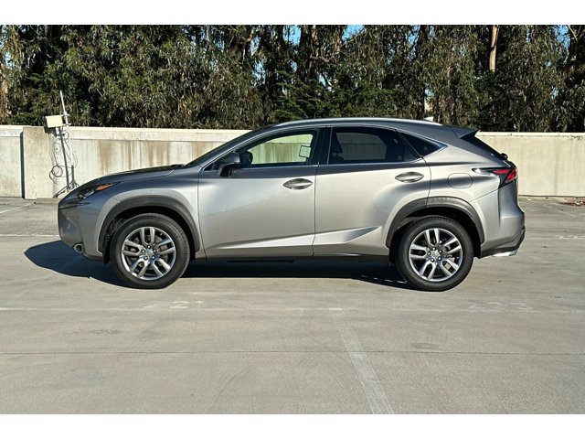 2015 Lexus NX 200t Luxury photo 2