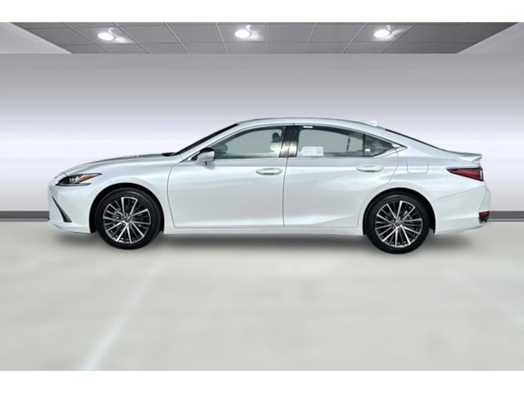 New 2025 Lexus ES HYBRID 300h 4-DOOR SEDAN