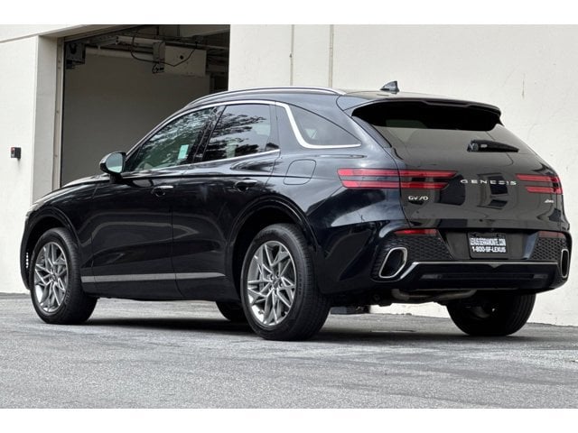 GV70 2.5T AWD SUV