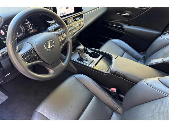 2025 Lexus ES 300h Base photo 3