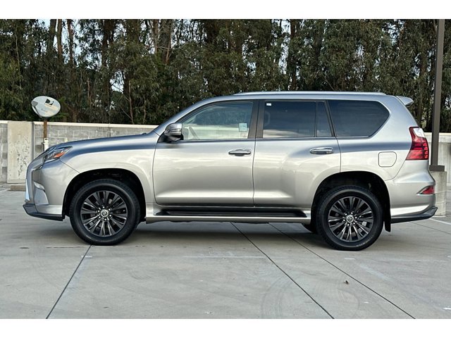 2022 Lexus GX 460 Premium photo 2