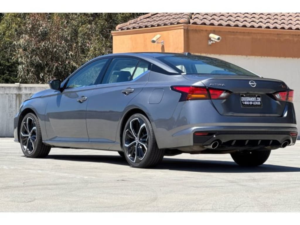 Used 2024 Nissan Altima 2.5 SR Sedan