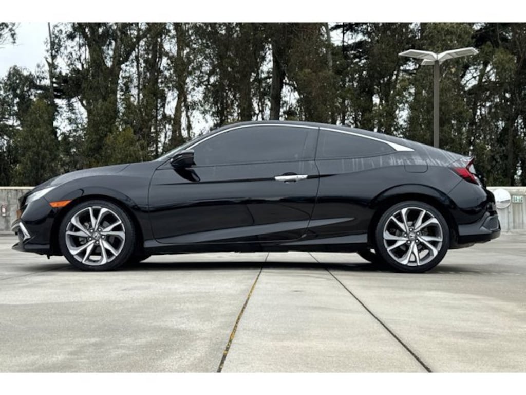 Used 2019 Honda Civic Touring Coupe