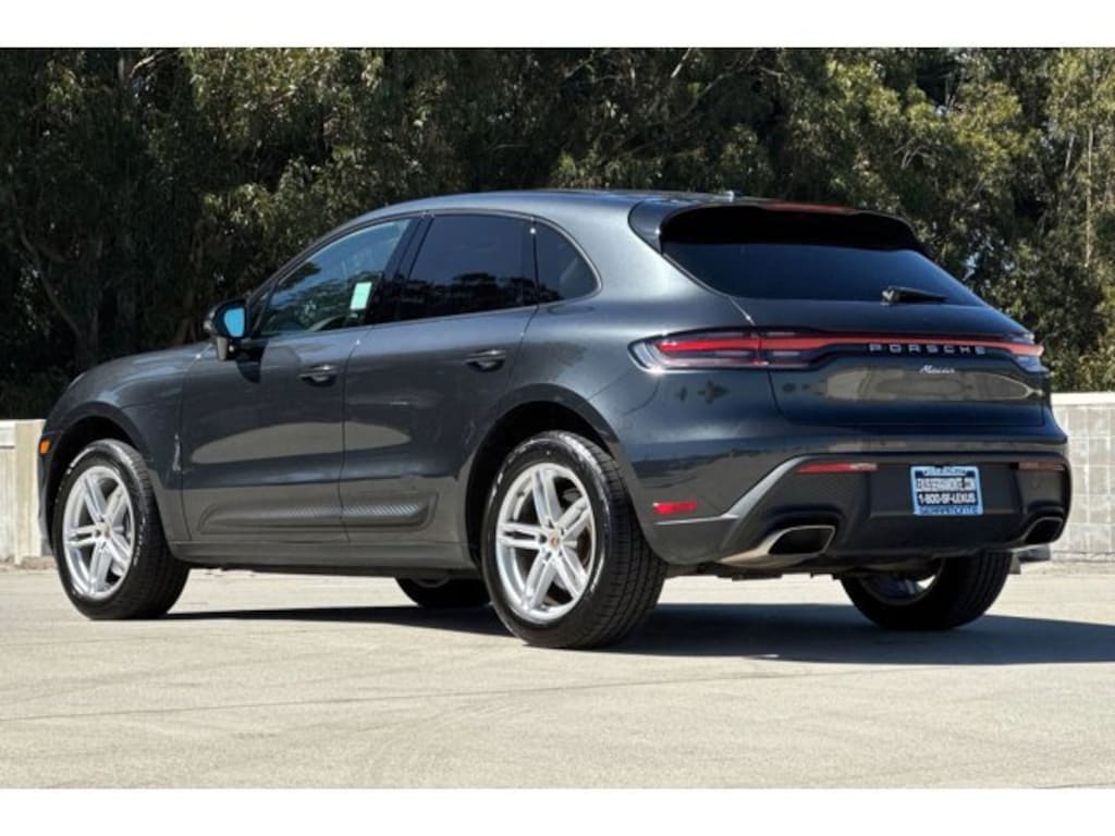 Used 2022 Porsche Macan SUV
