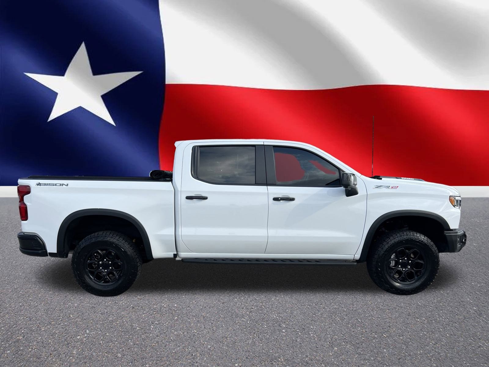 Used 2024 Chevrolet Silverado 1500 ZR2 with VIN 3GCUDHE8XRG123283 for sale in Baytown, TX