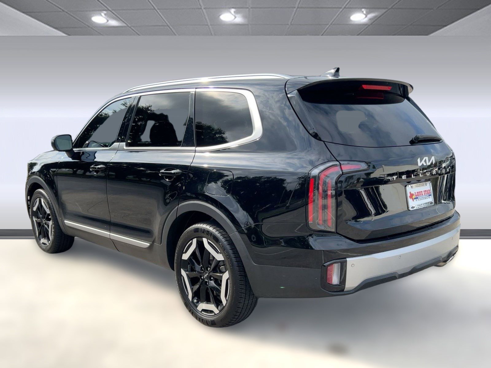 2023 Kia Telluride EX photo 2