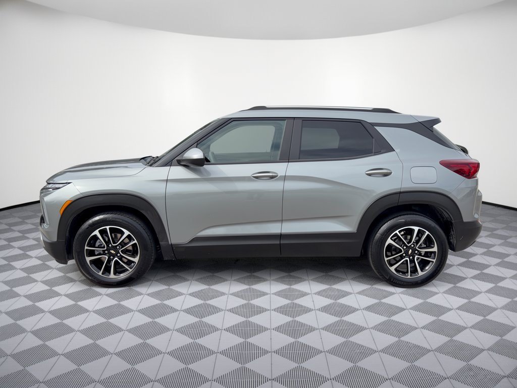 Used 2025 Chevrolet Trailblazer LT SUV for sale in Houston
