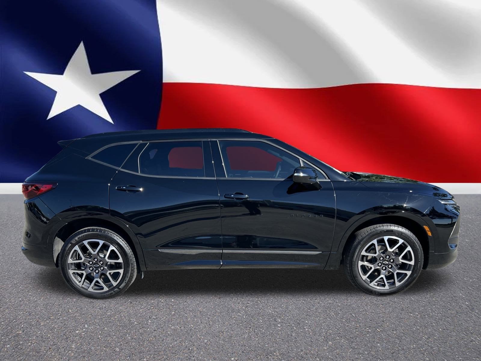Used 2024 Chevrolet Blazer RS with VIN 3GNKBERS8RS206703 for sale in Baytown, TX