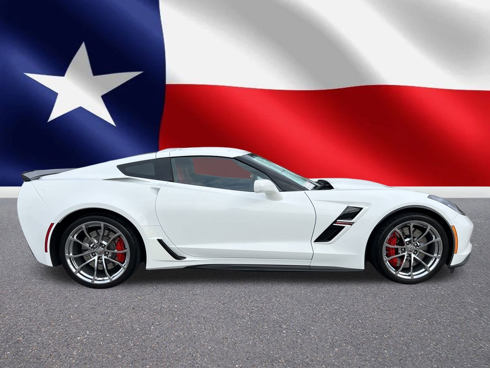 Used 2019 Chevrolet Corvette 2LT with VIN 1G1YY2D75K5121278 for sale in Baytown, TX