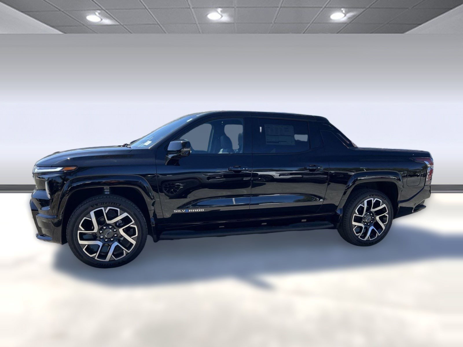 2024 Chevrolet Silverado EV RST - Photo 2