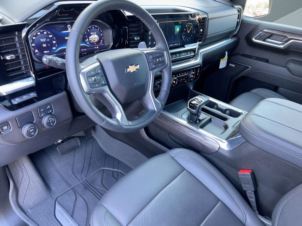 Used 2025 Chevrolet Silverado 1500 LTZ Truck Crew Cab