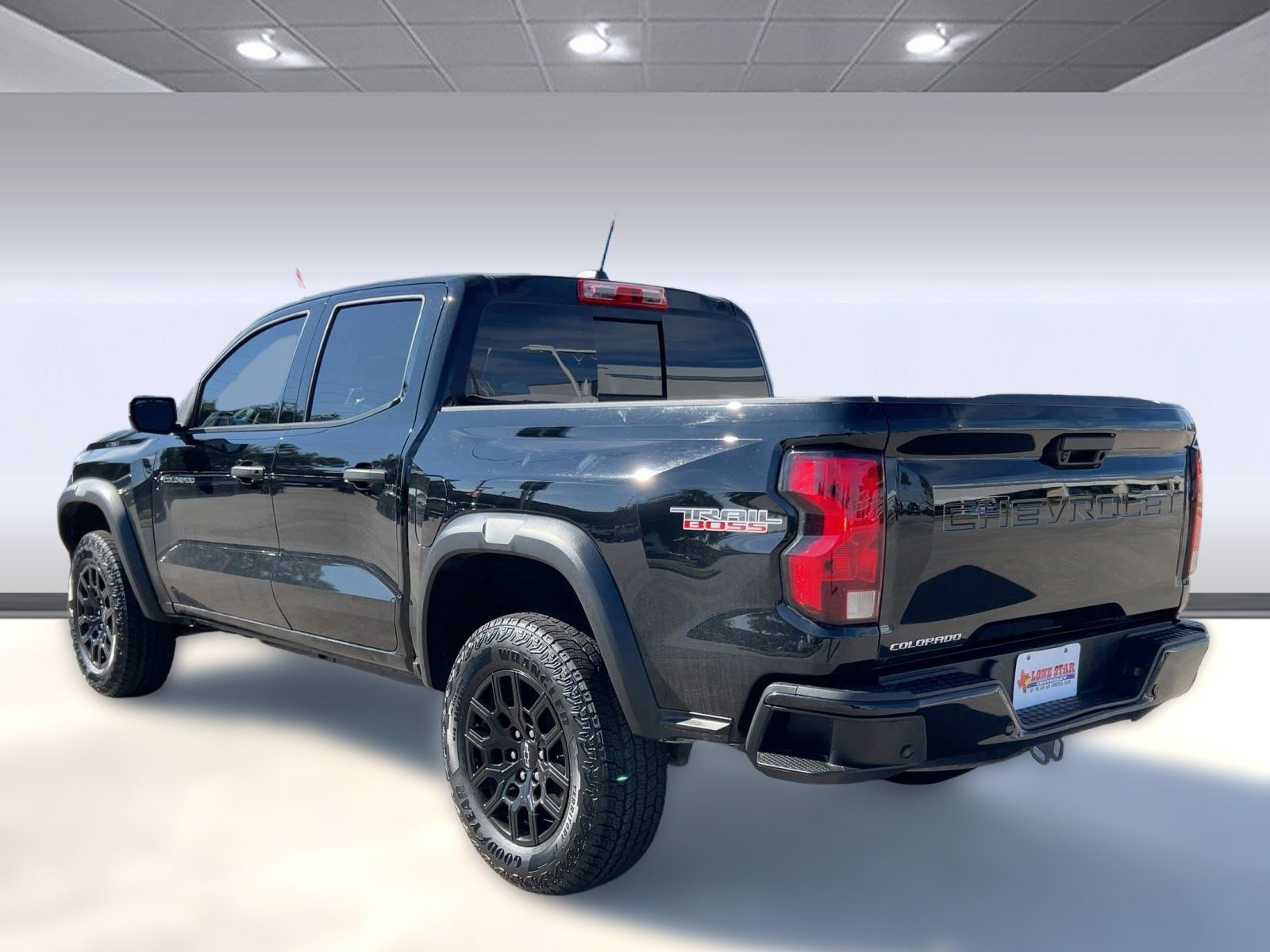 2024 Chevrolet Colorado Trail Boss photo 3