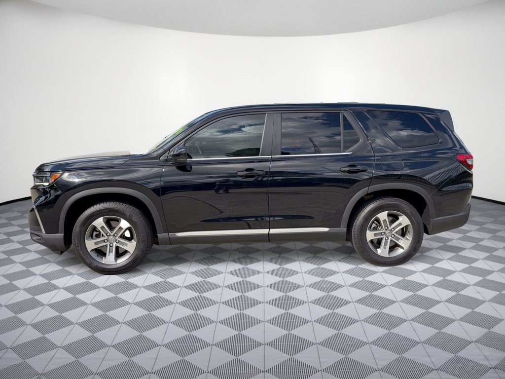 Used 2024 Honda Pilot EX-L 7 Passenger SUV for sale in Houston