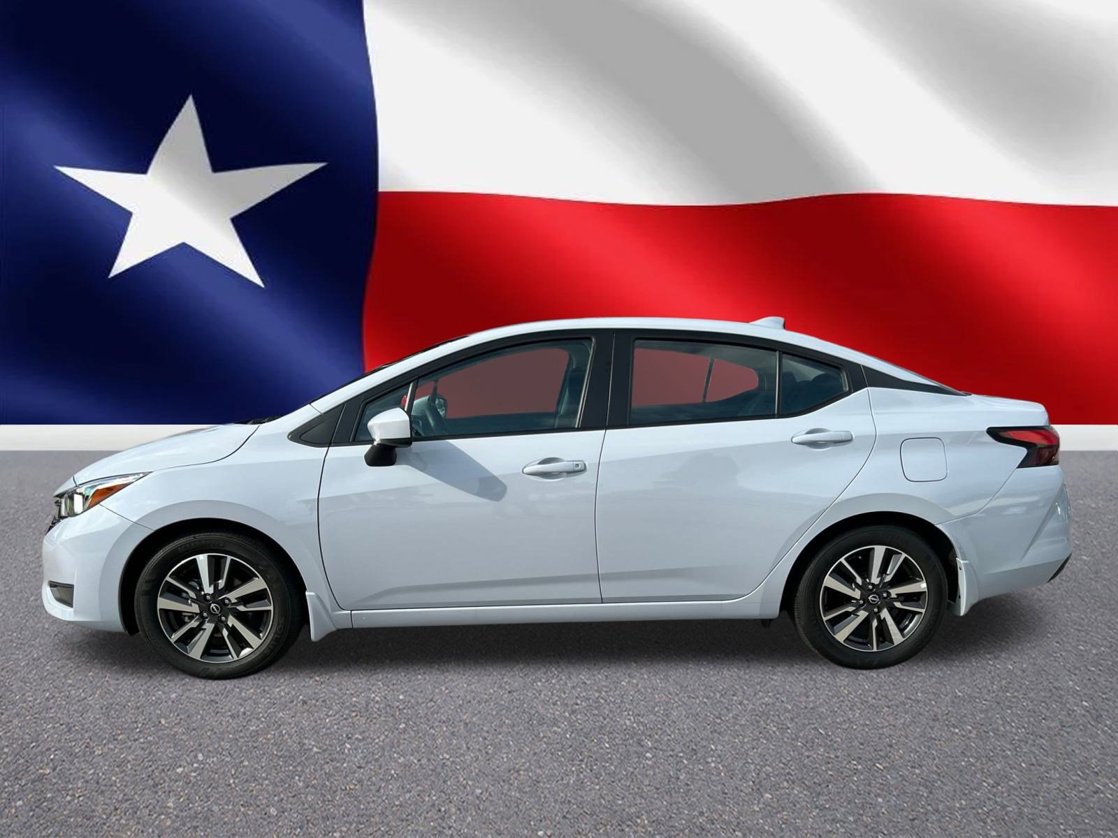 2024 Nissan Versa SV photo 2
