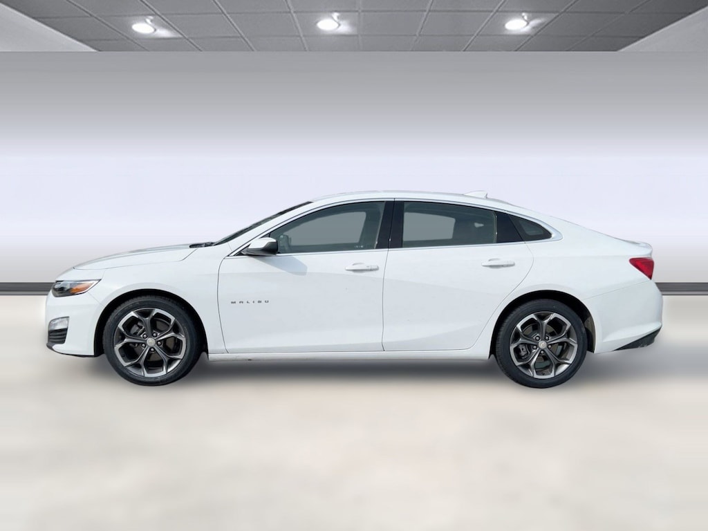 Used 2024 Chevrolet Malibu LT Sedan