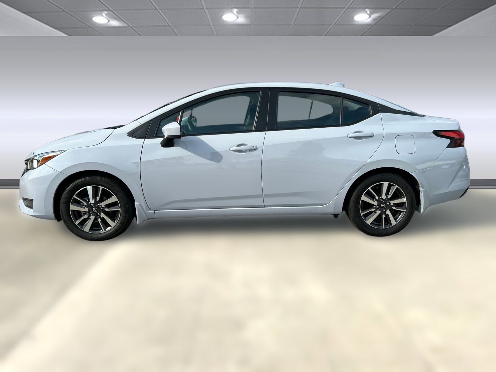 2024 Nissan Versa SV photo 2