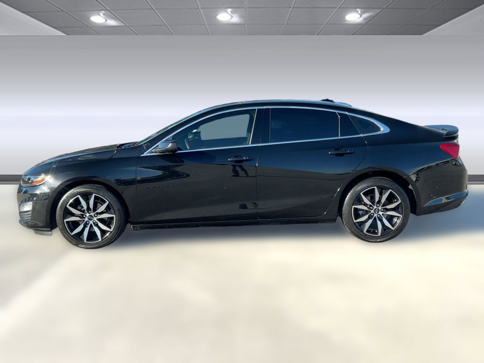 2024 Chevrolet Malibu RS photo 2