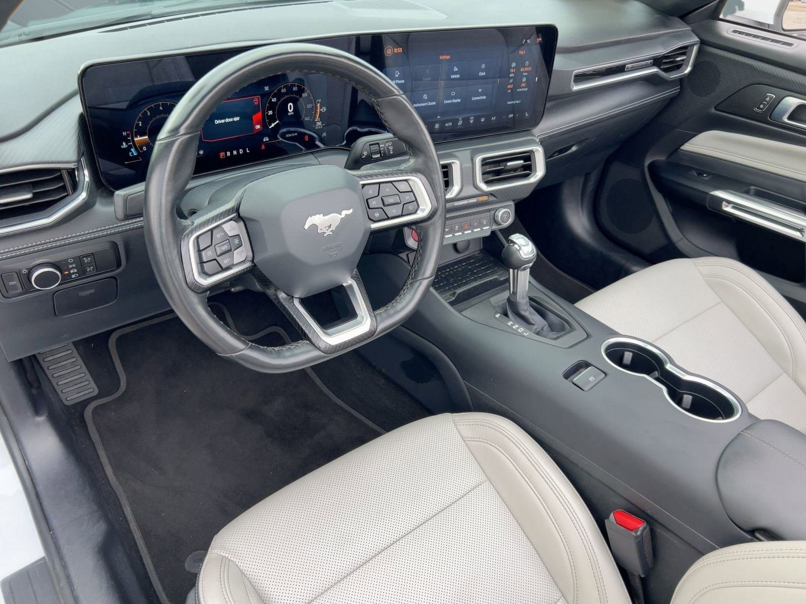 2024 Ford Mustang EcoBoost Convertible photo 4