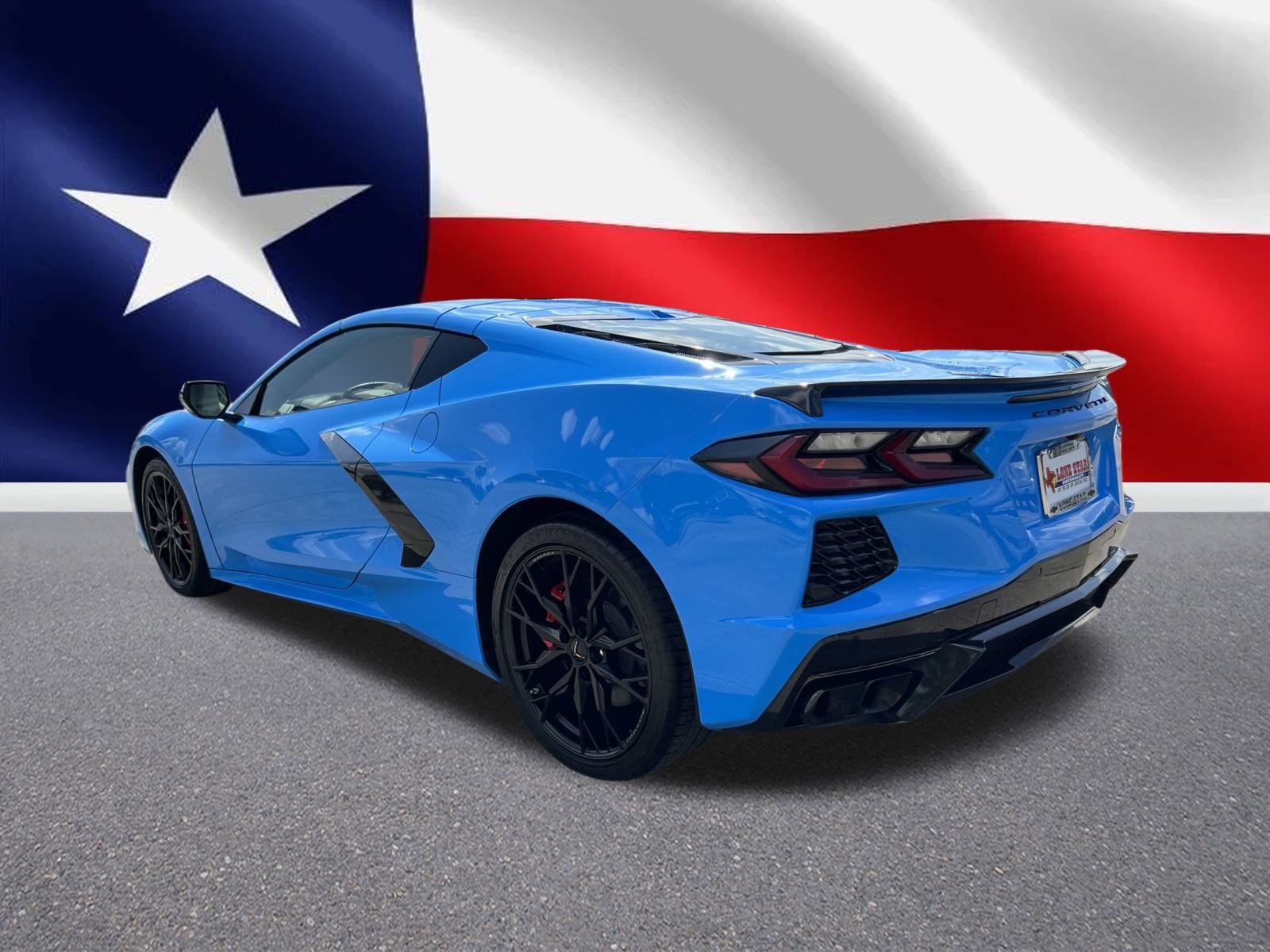 2024 Chevrolet Corvette Stingray 1LT photo 2