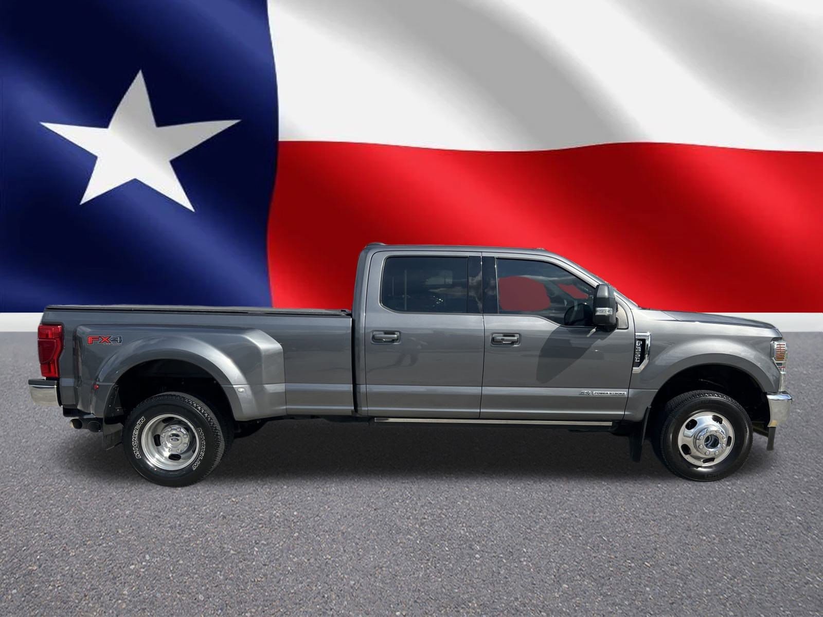Used 2022 Ford F-350 Super Duty Lariat with VIN 1FT8W3DT0NEC11023 for sale in Baytown, TX