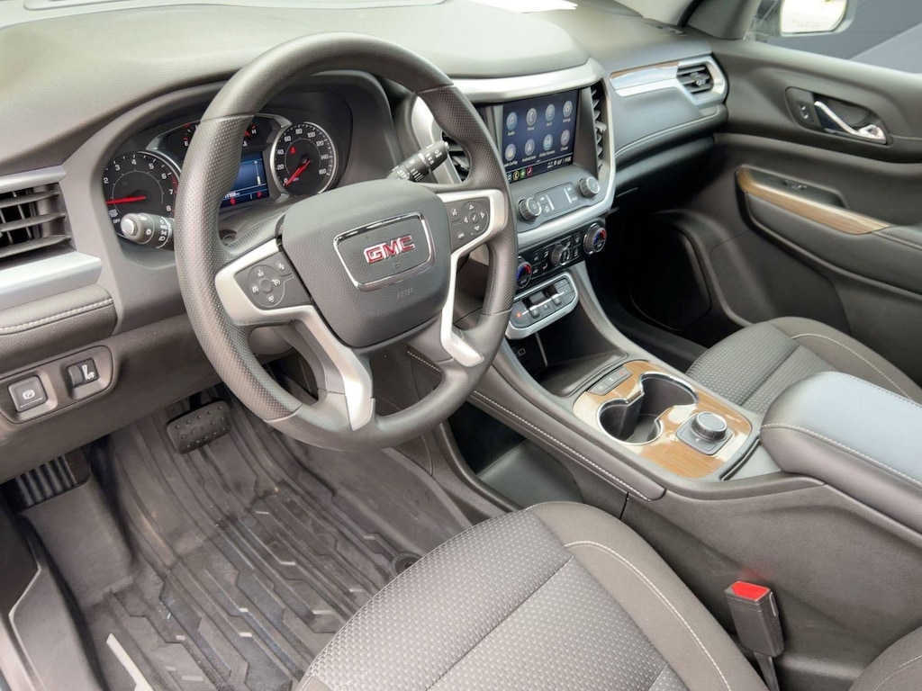 Used 2023 GMC Acadia SLE SUV