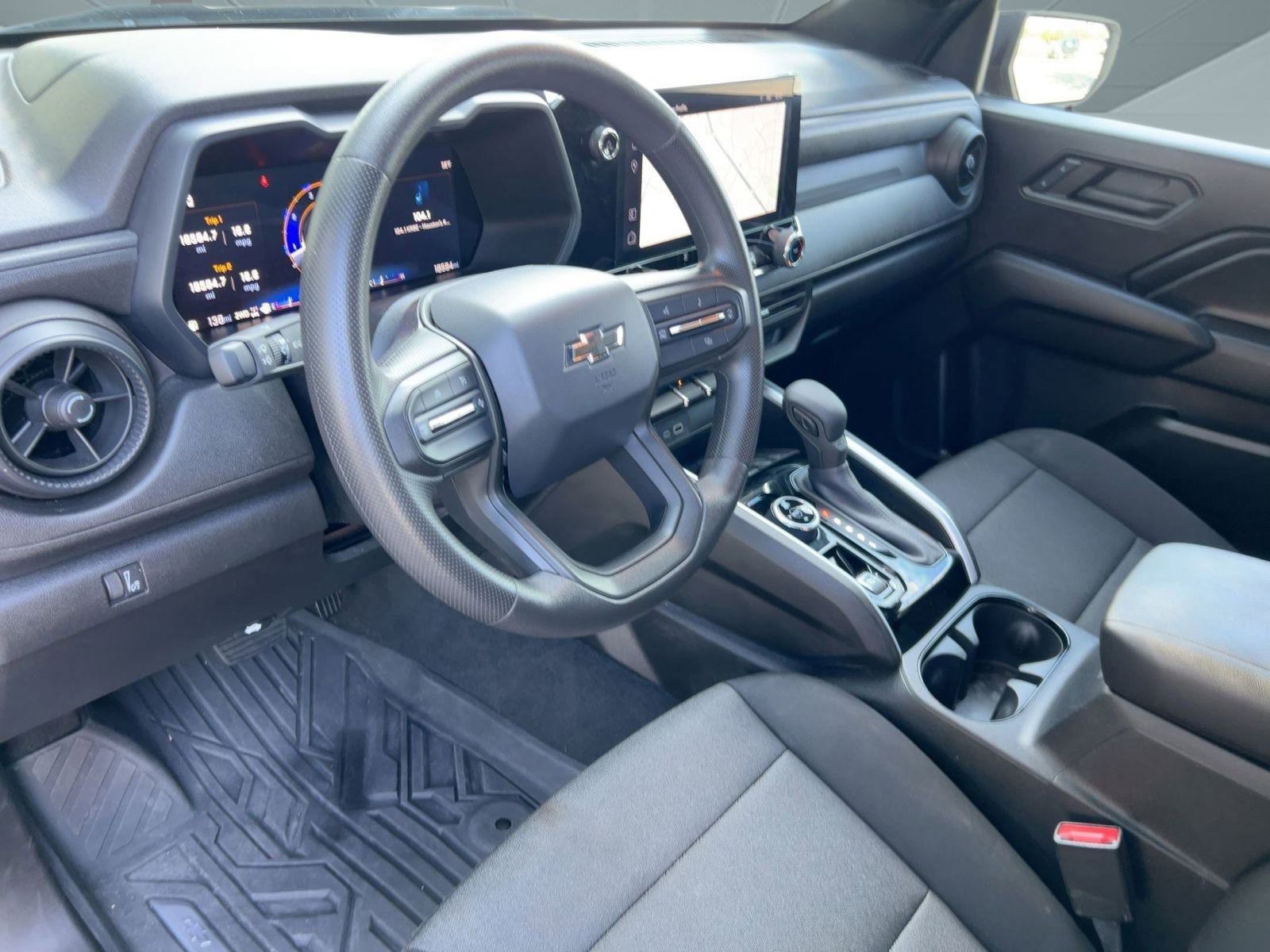 2024 Chevrolet Colorado Trail Boss photo 4