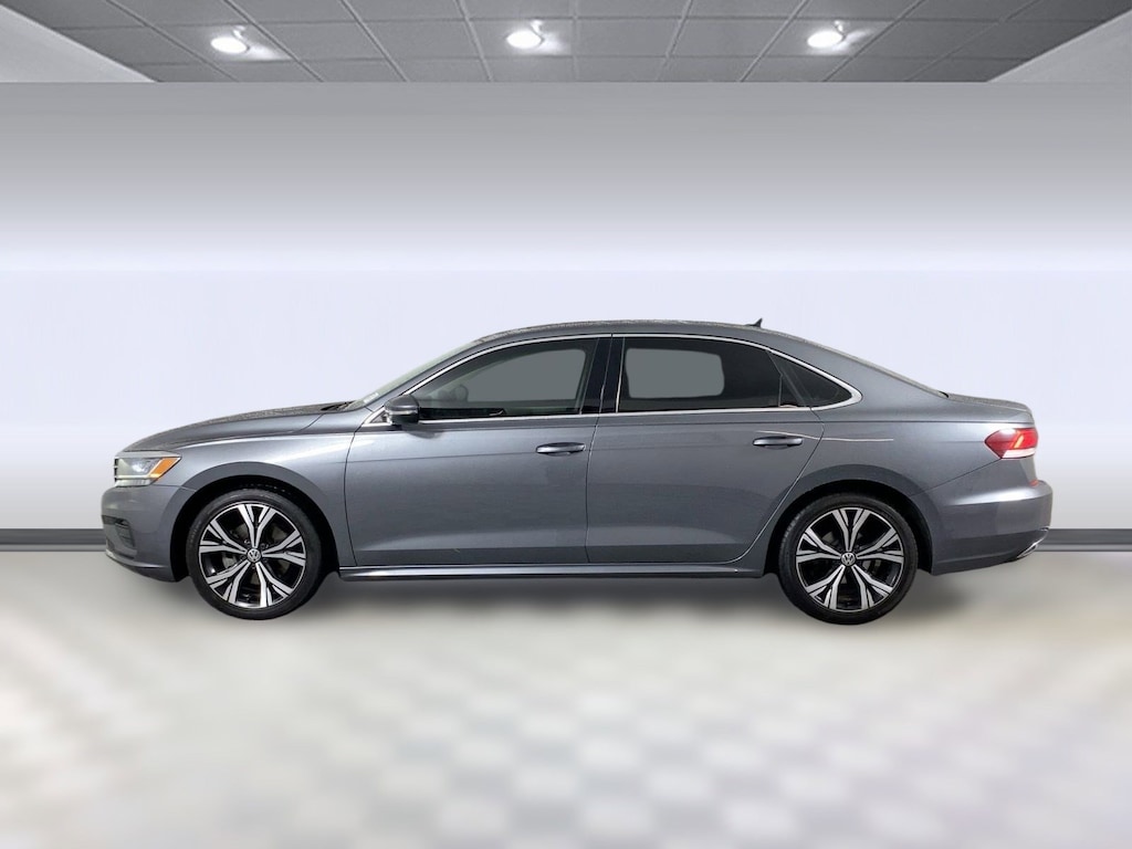 Used 2021 Volkswagen Passat 2.0T SE Sedan
