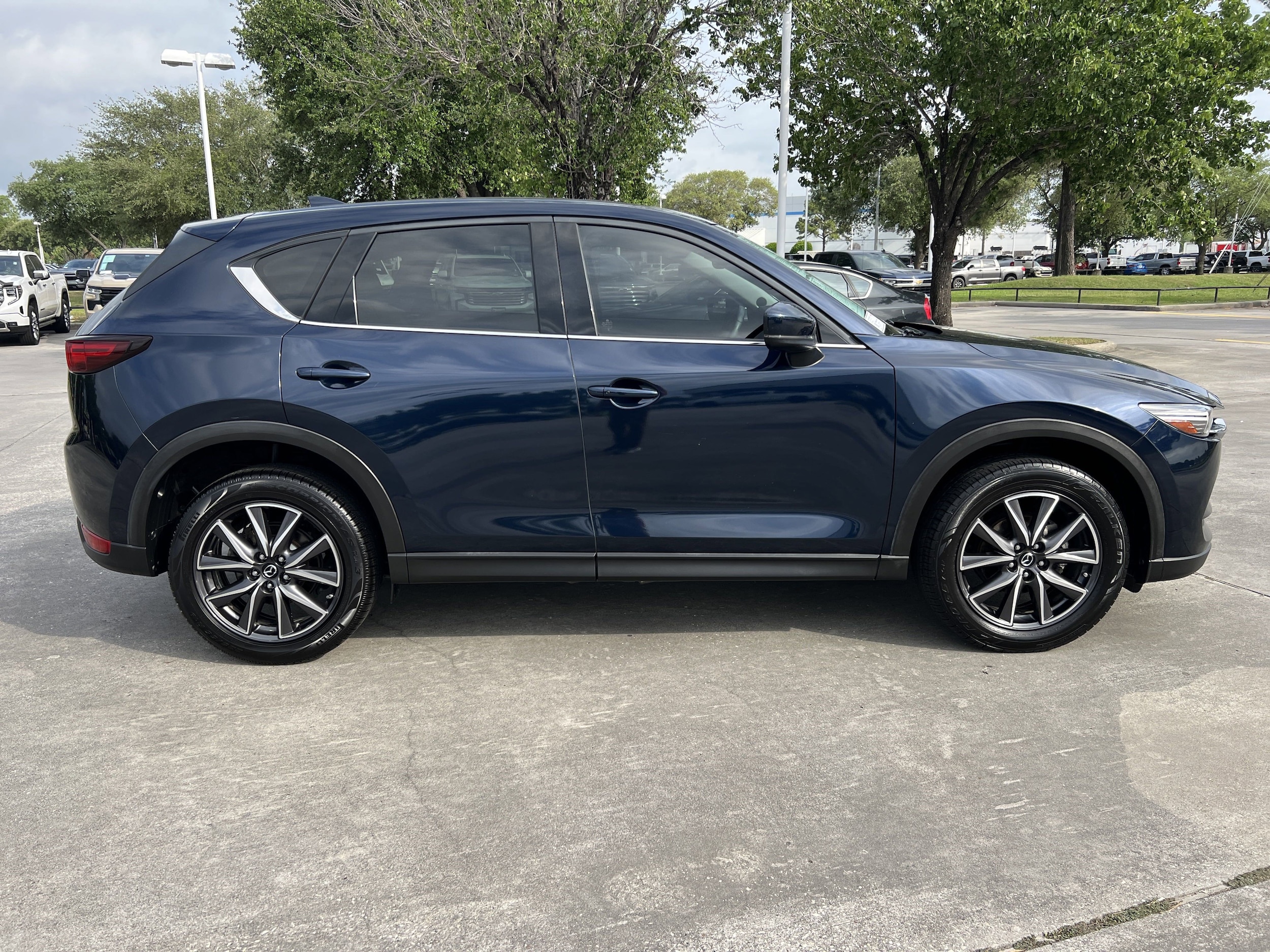 Used 2018 Mazda CX-5 Grand Touring with VIN JM3KFADM4J1438680 for sale in Baytown, TX