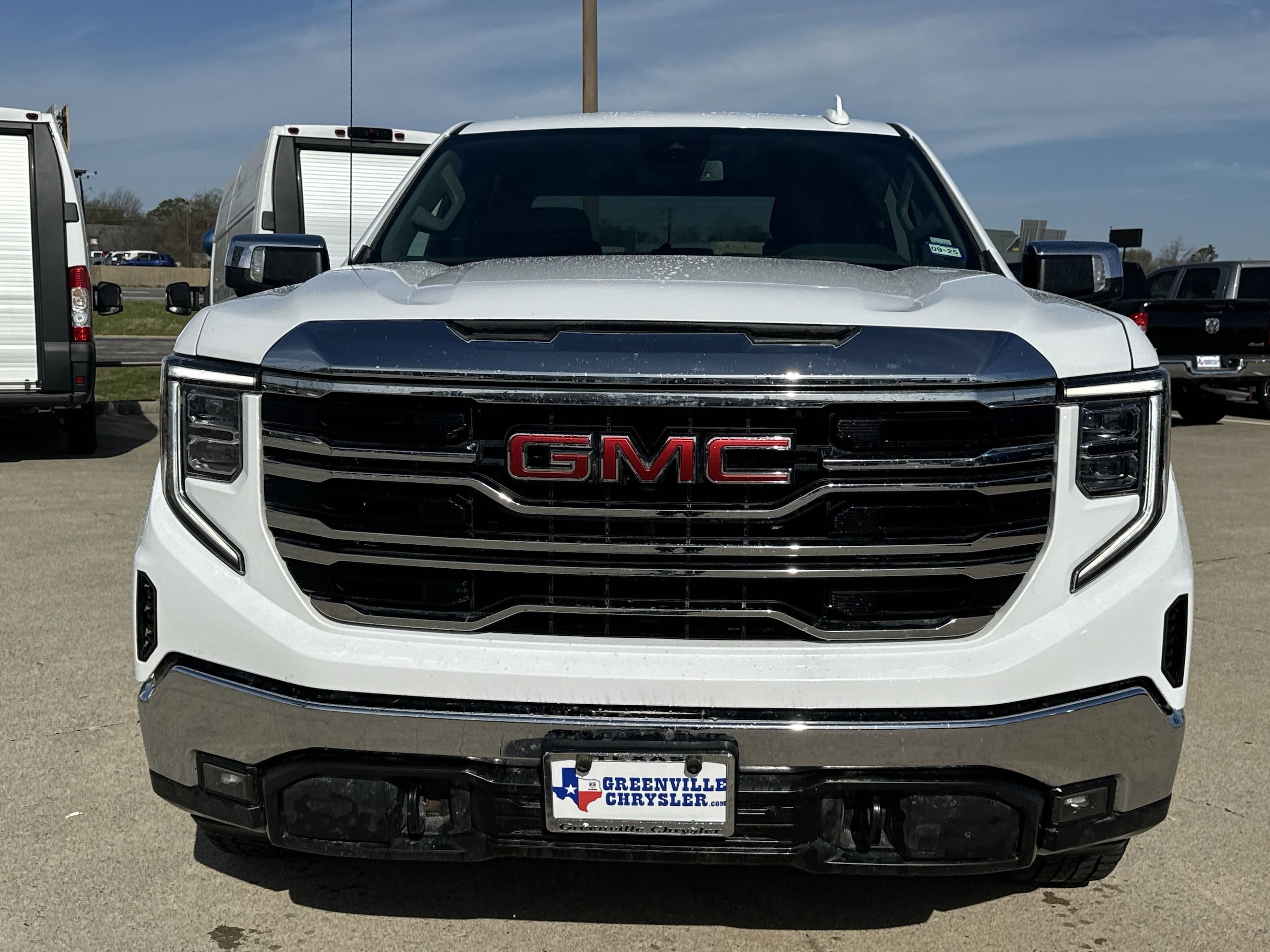 Used 2024 GMC Sierra 1500 SLT with VIN 3GTUUDED3RG118299 for sale in Baytown, TX