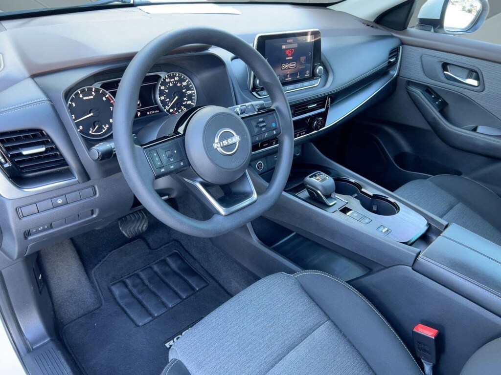 Used 2022 Nissan Rogue SV SUV