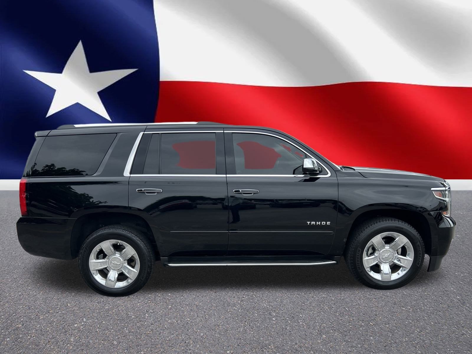 Used 2018 Chevrolet Tahoe Premier with VIN 1GNSCCKC4JR287596 for sale in Baytown, TX