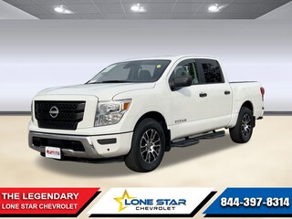 Used 2023 Nissan Titan SV Truck Crew Cab for sale in Houston