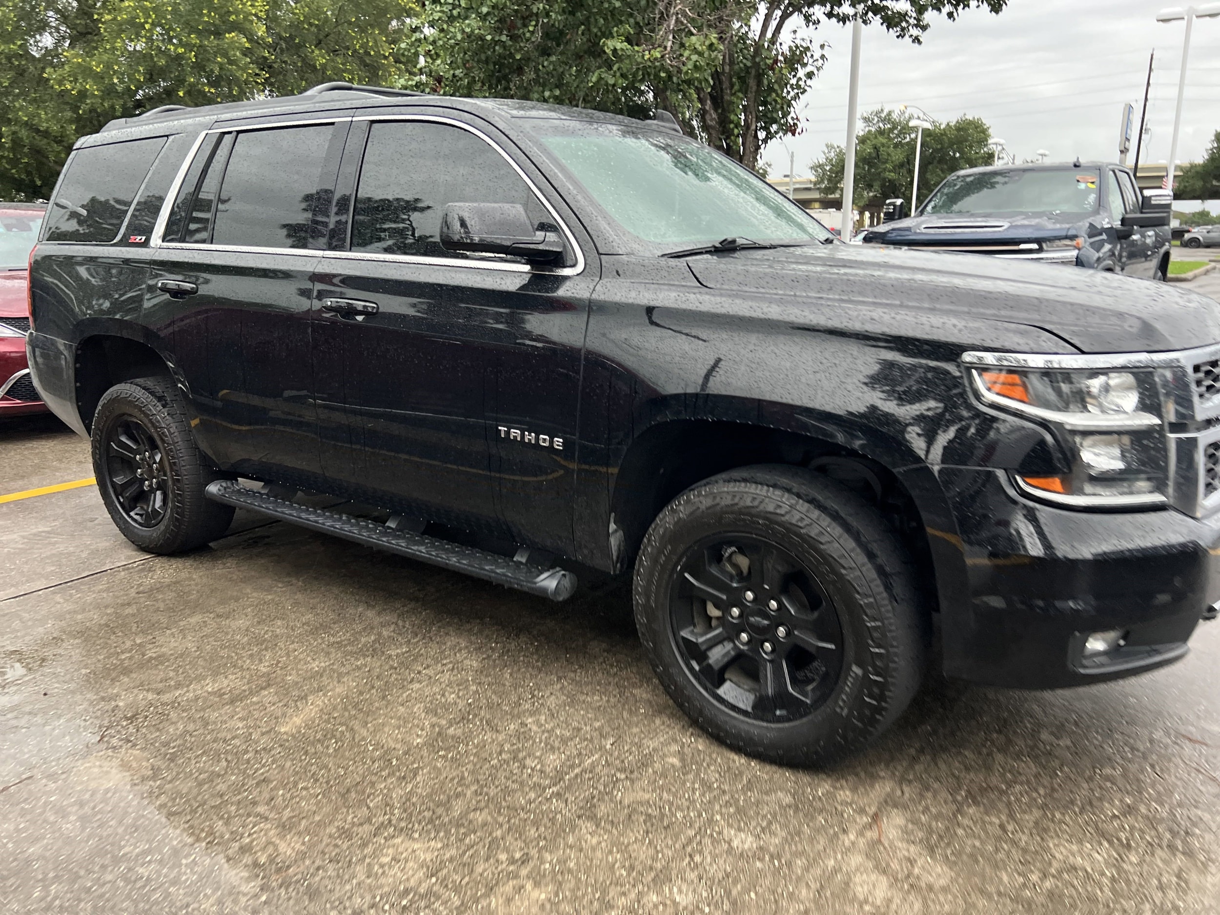 Used 2017 Chevrolet Tahoe LT with VIN 1GNSKBKC0HR318768 for sale in Baytown, TX