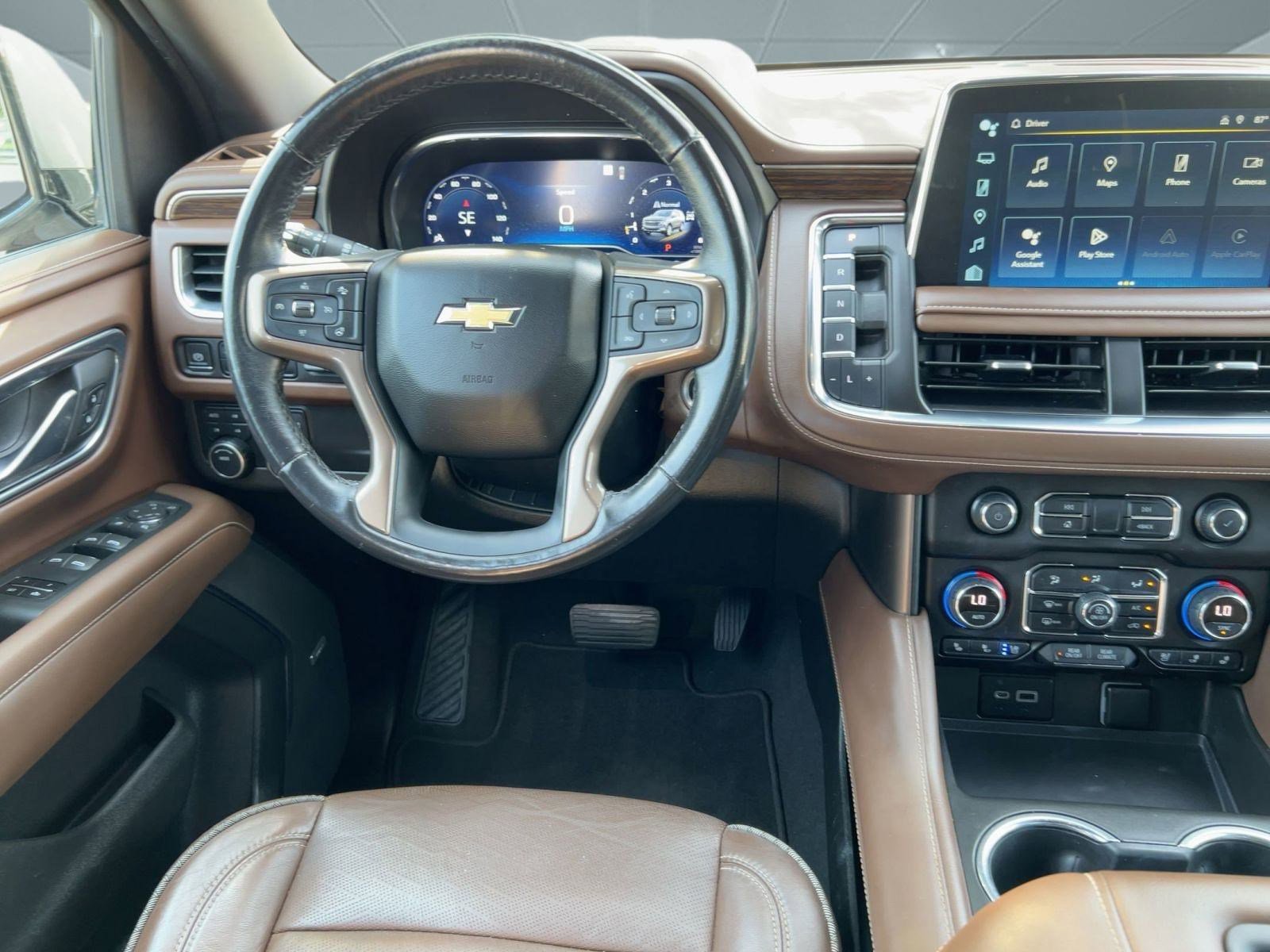 2023 Chevrolet Suburban High Country photo 4