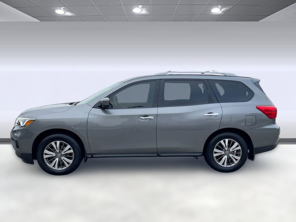 Used 2020 Nissan Pathfinder S SUV