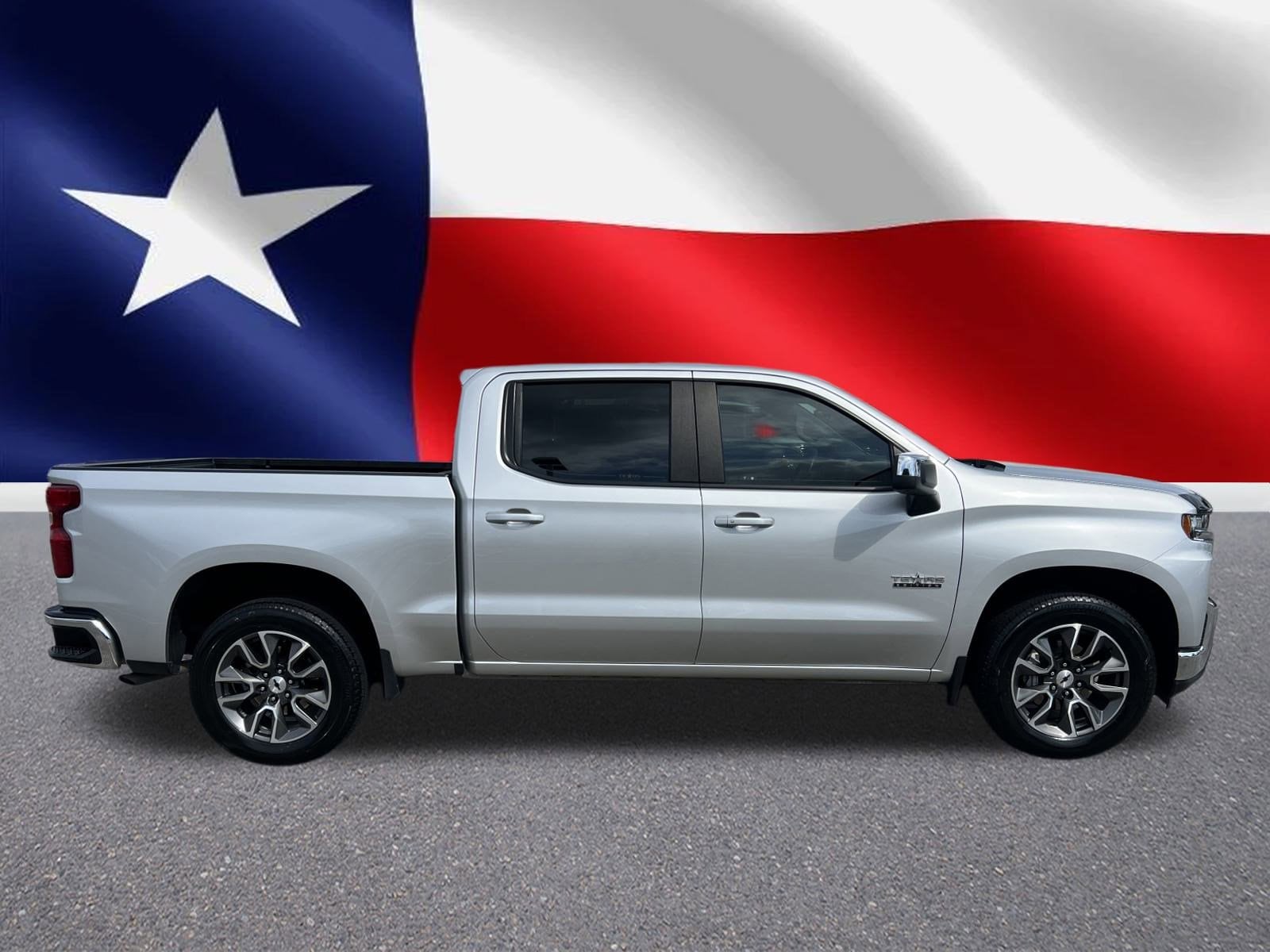 Used 2022 Chevrolet Silverado 1500 Limited LT with VIN 3GCPWCED6NG131947 for sale in Baytown, TX