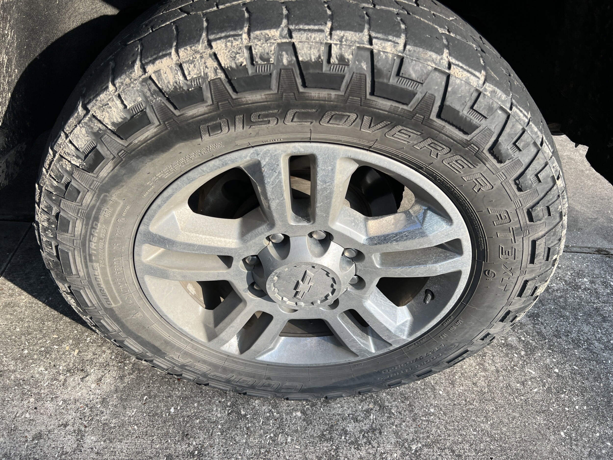 2017 Chevrolet Silverado 2500HD High Country photo 4