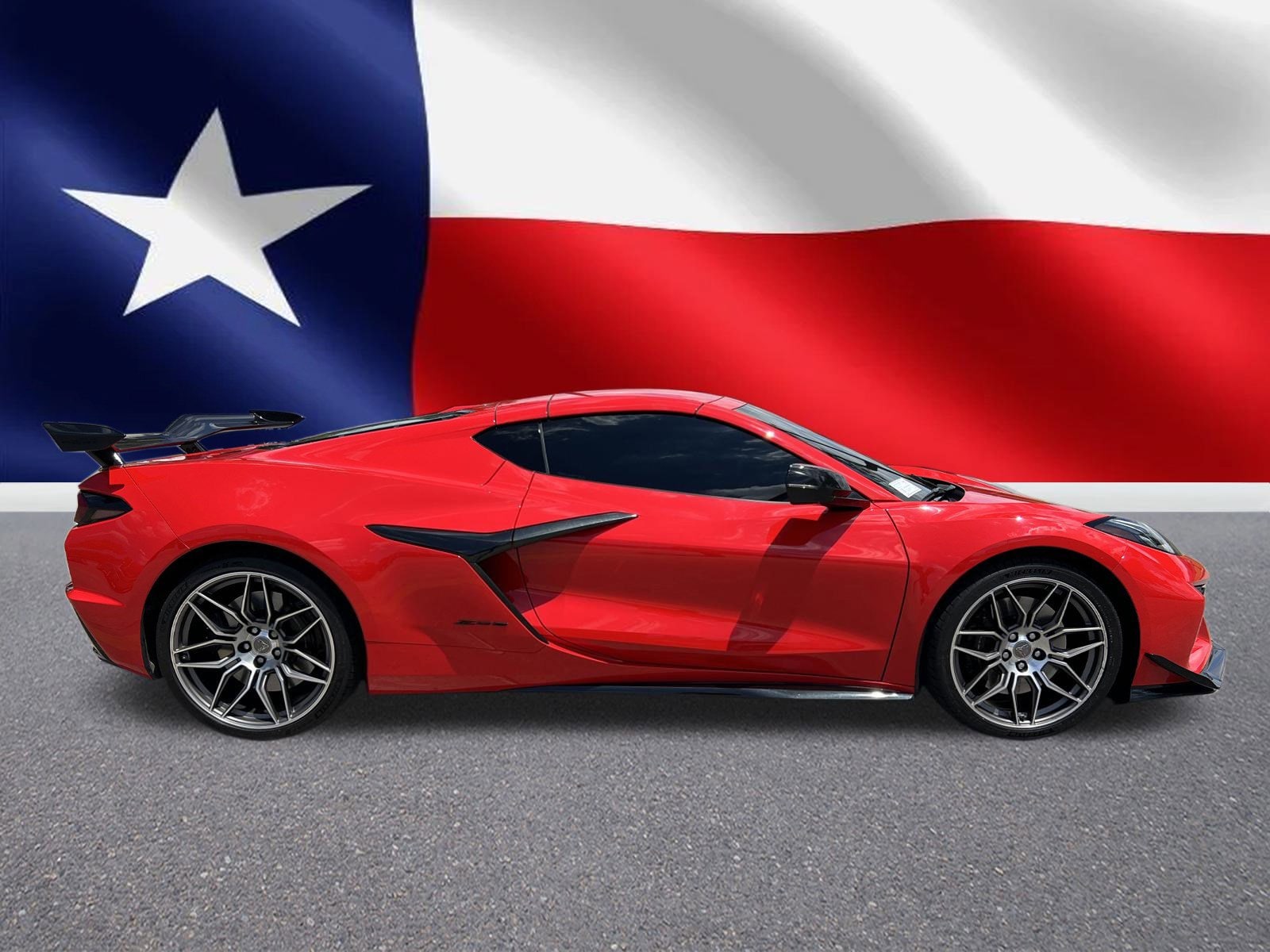Used 2023 Chevrolet Corvette 2LZ with VIN 1G1YE2D37P5300130 for sale in Baytown, TX