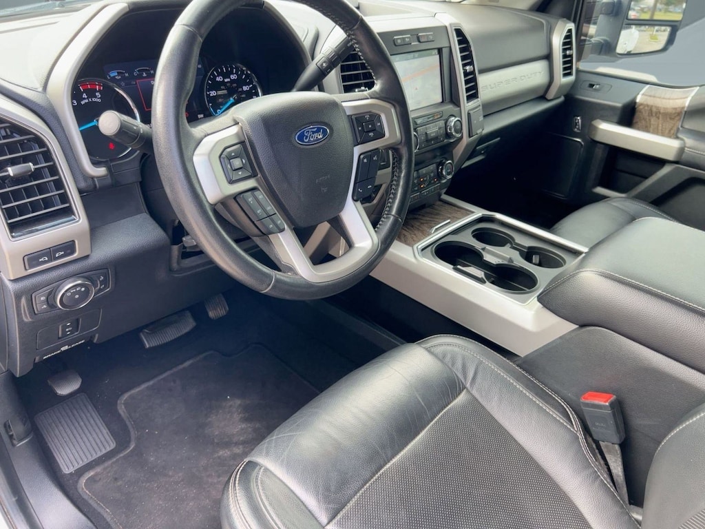 Used 2019 Ford F-450 LARIAT Truck Crew Cab