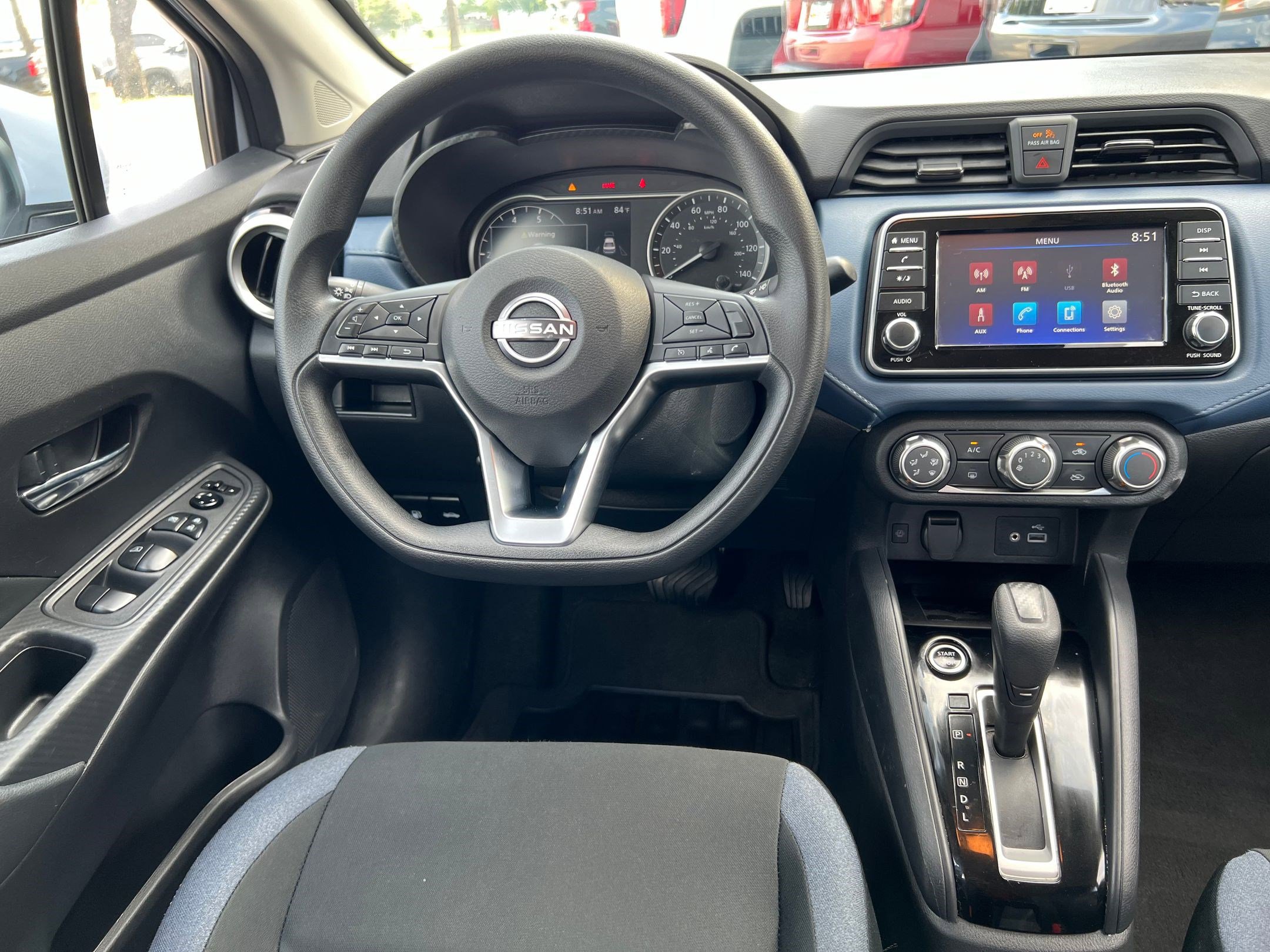 2024 Nissan Versa SV photo 4
