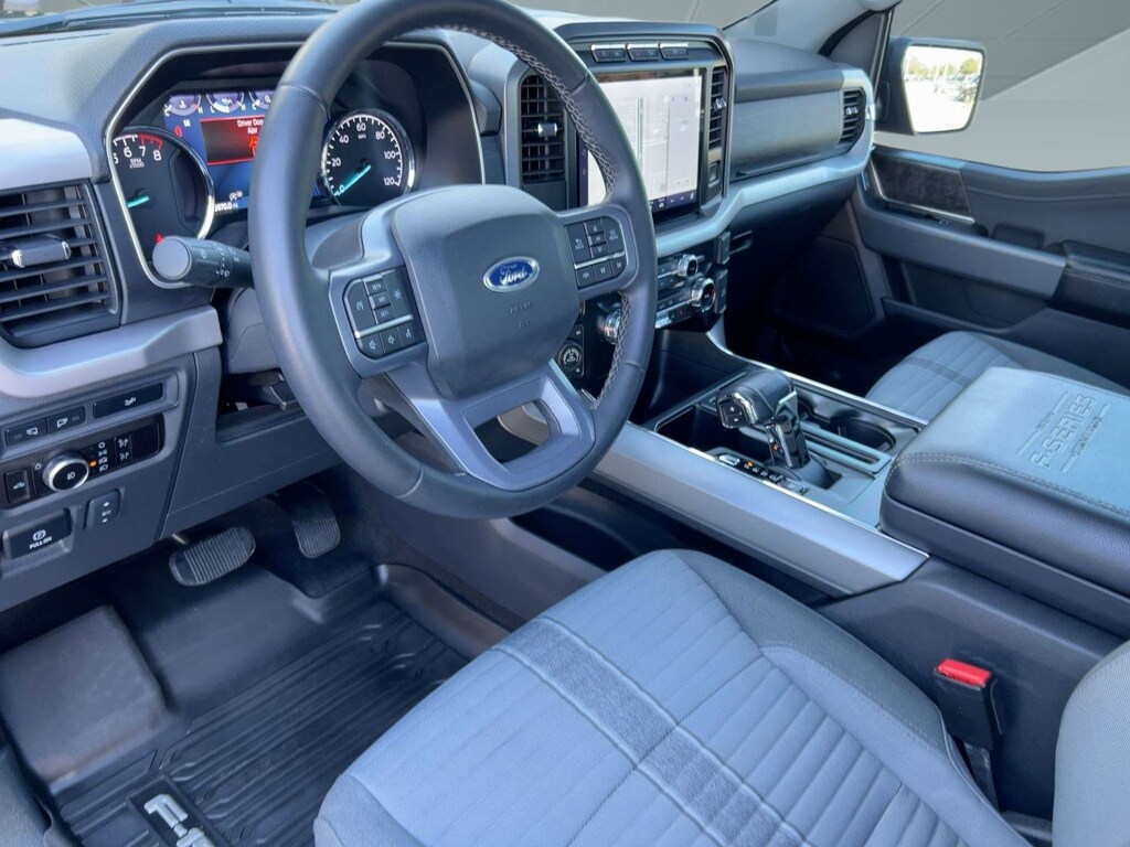 Used 2023 Ford F-150 LARIAT Truck SuperCrew Cab