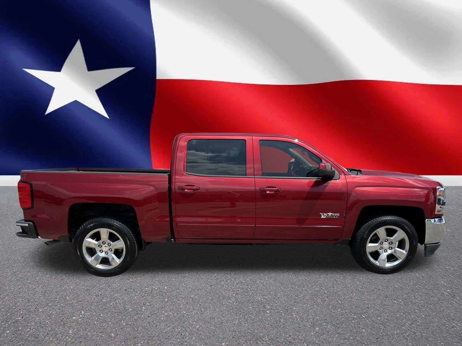 Used 2018 Chevrolet Silverado 1500 LT with VIN 3GCPCREC9JG178211 for sale in Baytown, TX