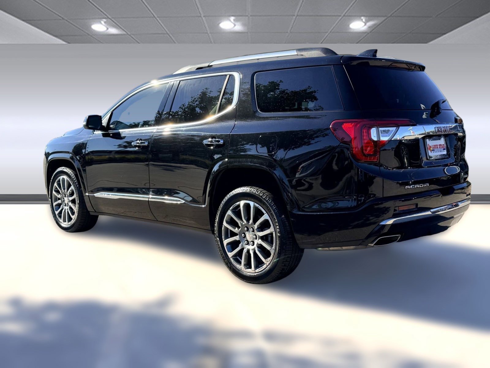 2023 Gmc Acadia Denali photo 2